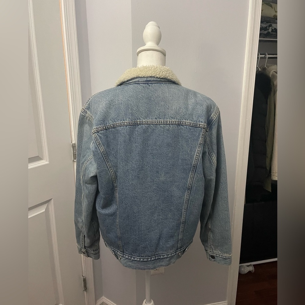 Levi’s jacket - Picture 3 of 3